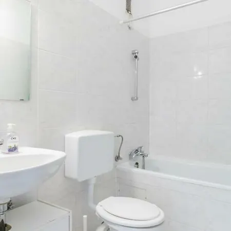 5849 Deisterstrasse Апартаменты